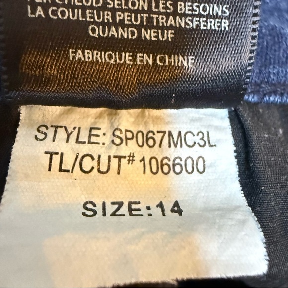 Kut from the Kloth | Baby Boot Cut High Rise Blue Jeans with Stretch | Sz 14 - Picture 12 of 13